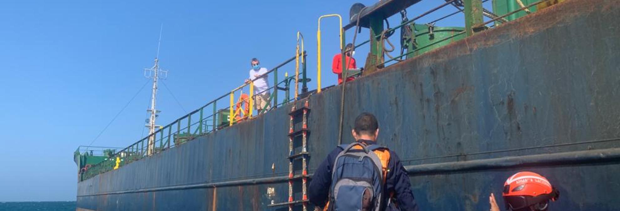 Capitanía de Puerto de Santa Marta continúa seguimiento al buque de bandera de Mongolia fondeado en la Bahía de Santa Marta 