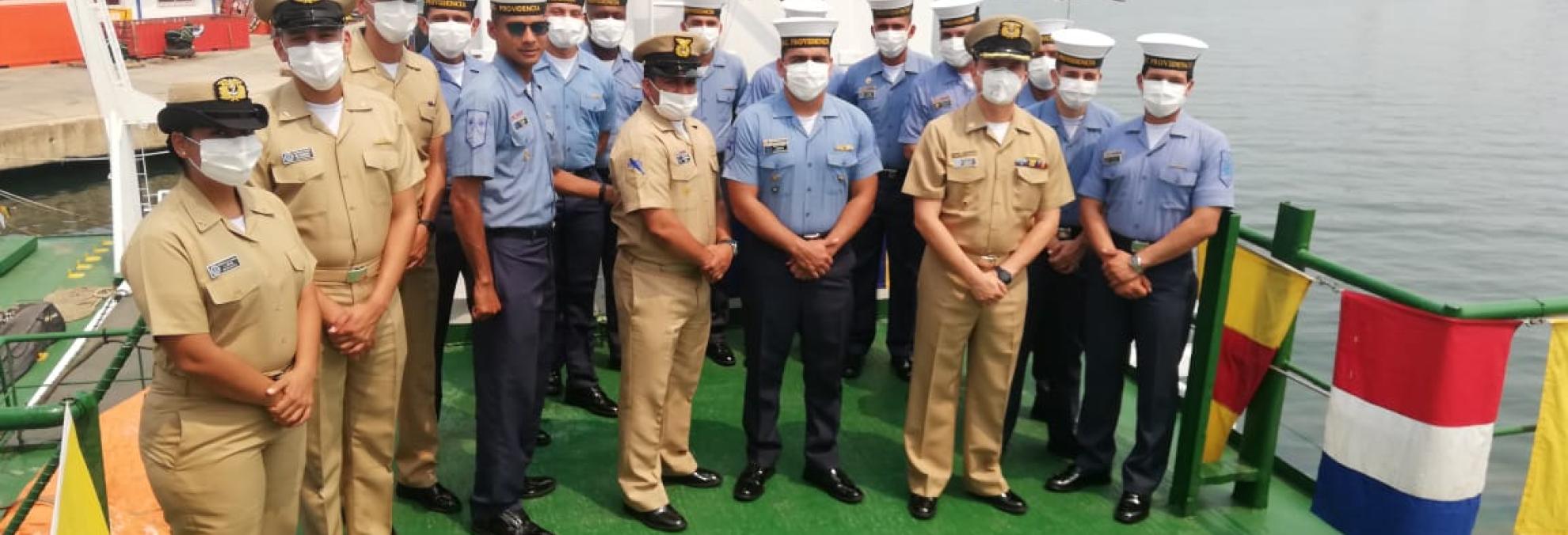 Dimar celebró ceremonia de ascensos de un grupo de tripulantes