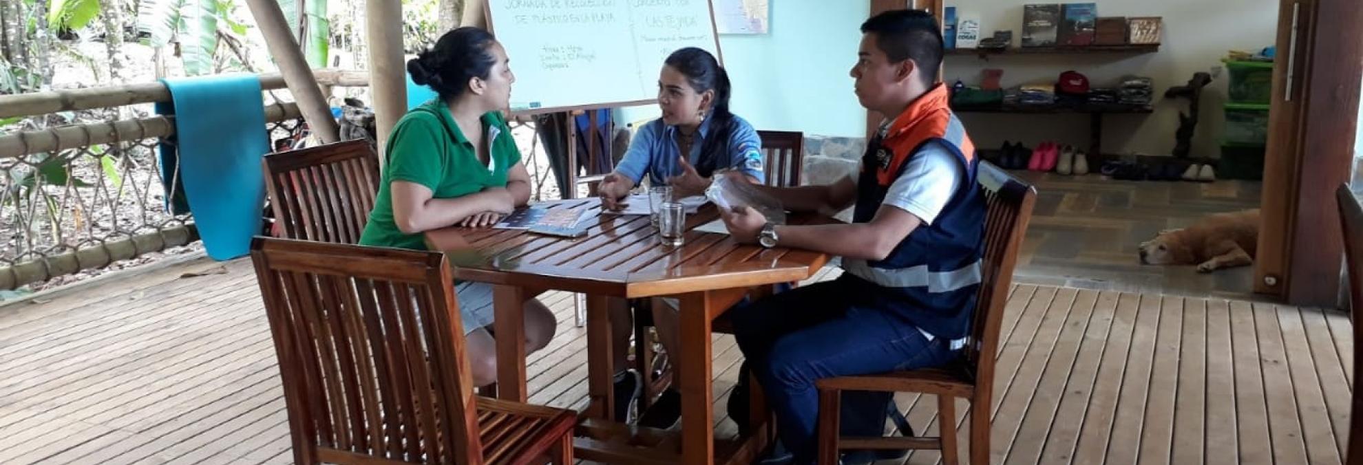 Dimar y Parques Naturales adelantan campaña para la temporada de Avistamiento de Ballenas en Bahía Solano