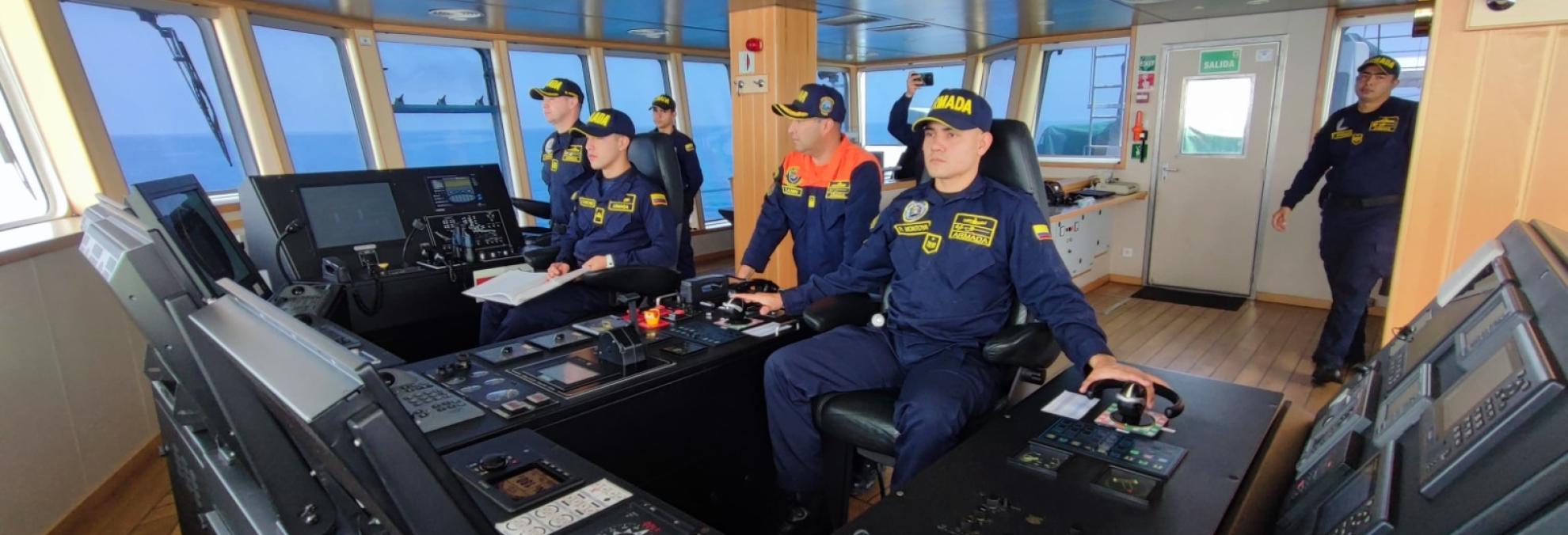 A bordo del ARC "Roncador", Dimar realiza cartografía náutica en el Golfo del Morrosquillo